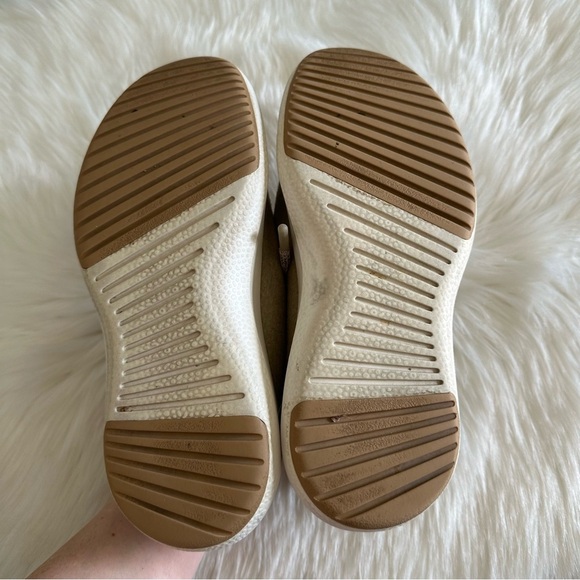 Allbirds Wool Runners - Gray and Cream Sneakers Shoes Sz 8 - Picture 8 of 9